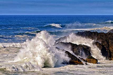 Waves at Bandon, Oregon