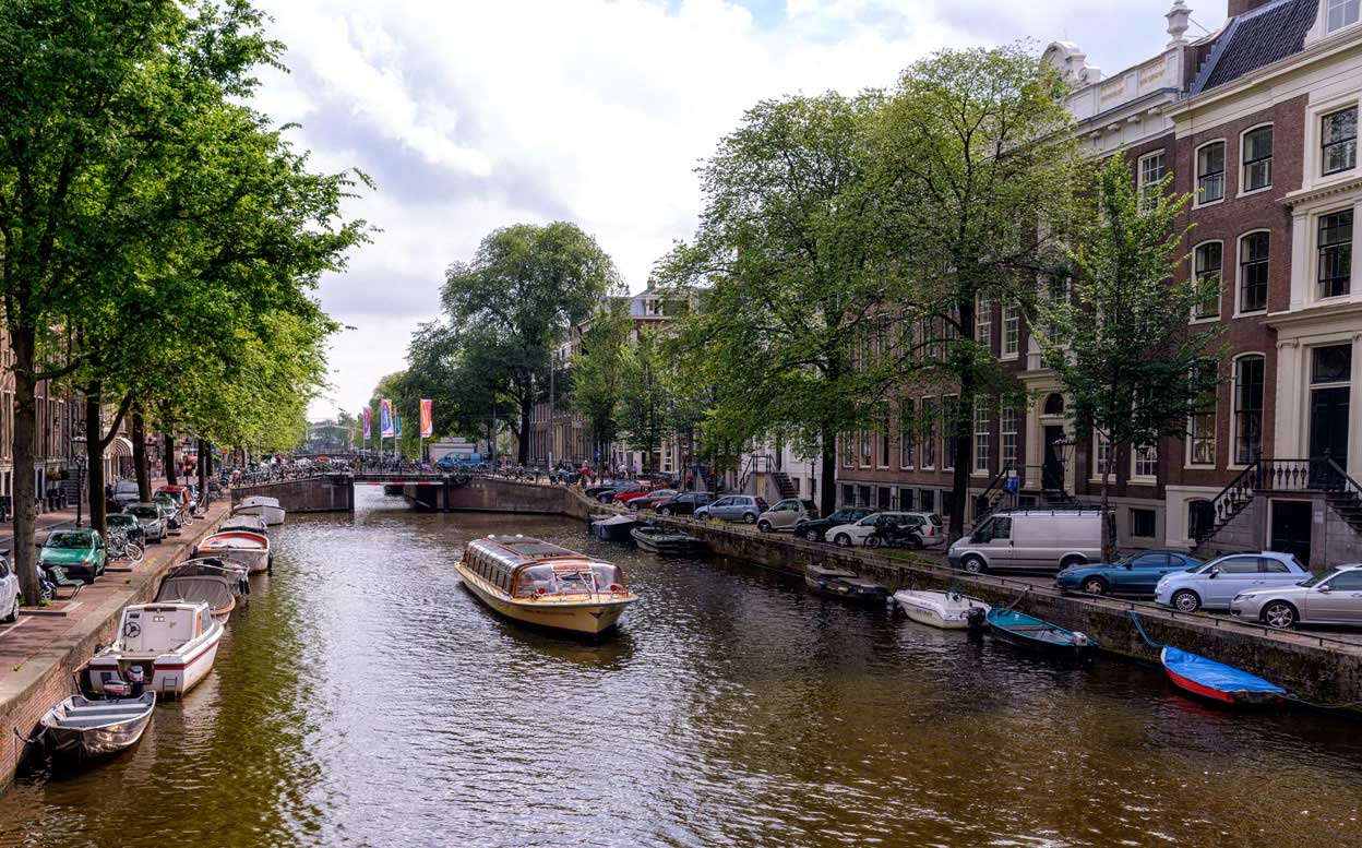 Amsterdam canal view 3