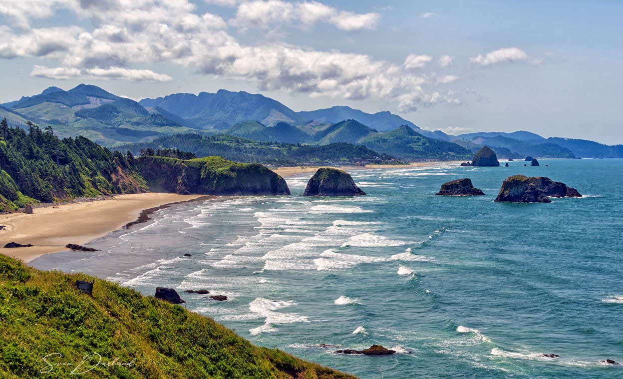 Sea view with Cannon Beach in the background